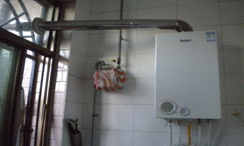 渝中區(qū)前鋒壁掛爐維修服務(wù)電話