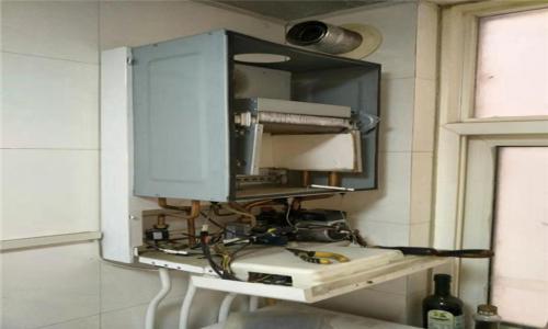 萬州區(qū)卡洛力壁掛爐維修服務(wù)電話