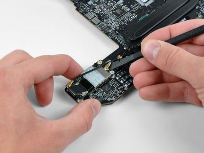 APPLE華貿(mào)購(gòu)物中心