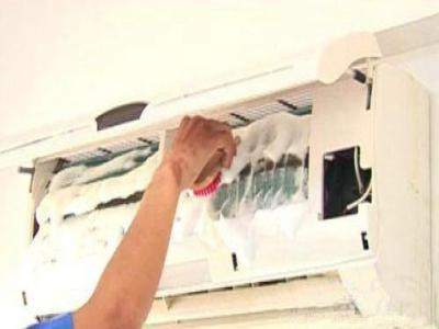 渝中區美的中央空調維修電話(全國24小時)--綠欣苑服務中心