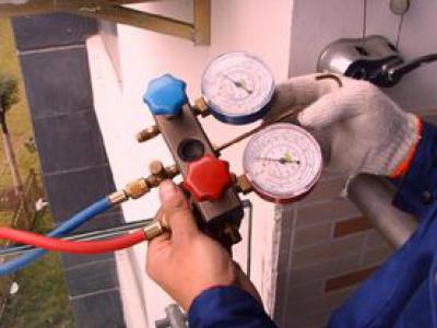 萬州區(qū)格蘭仕空調(diào)維修電話--和美服務(wù)網(wǎng)點(diǎn)