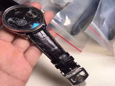 蕾蒙威手表客戶中心--益百永維修部