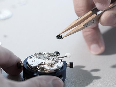 北京梵克雅寶手表維修服務(wù)中心--嘯創(chuàng)服務(wù)部