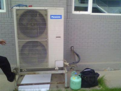 冬天空調加氟怎么加