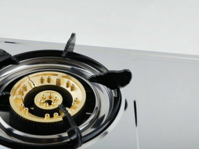 燃氣灶有火花但打不著怎么辦