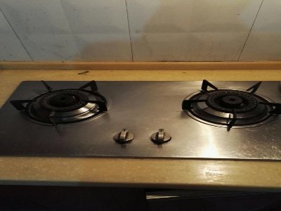 燃氣灶漏水什么原因