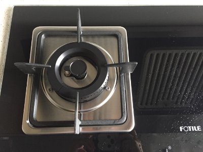 方太燃氣灶如何更換電池