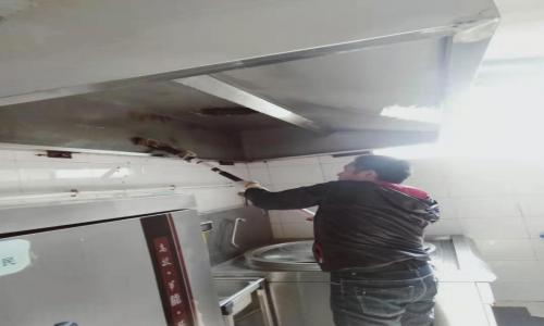 怎么鎖住墻上的吸油煙機