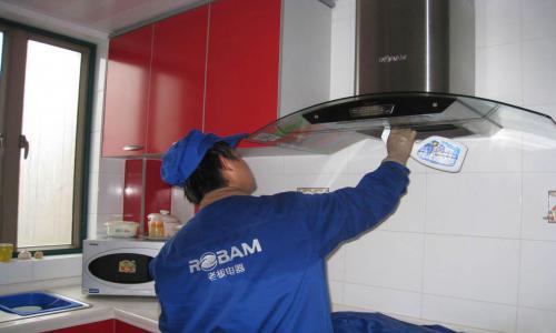 油煙機(jī)管道需要找什么師傅