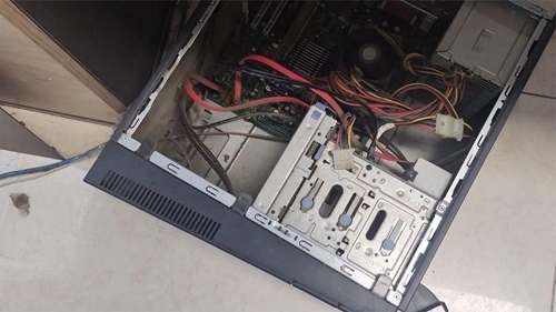 蘋果5s電腦不能充電怎么回事啊