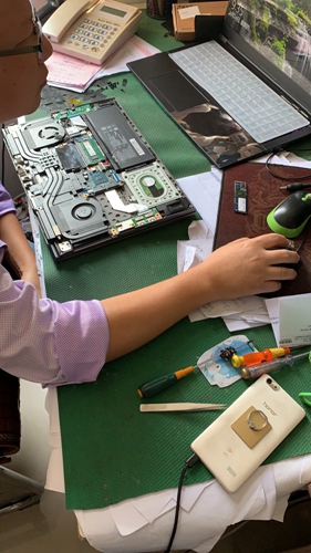 電腦桌怎么清洗干凈