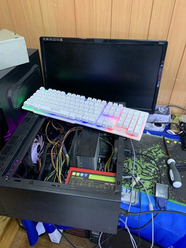 電腦上的VCD不出倉怎么回事