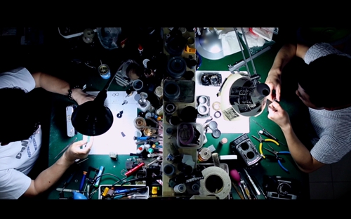 數(shù)碼相機(jī)如何開機(jī)(圖1)