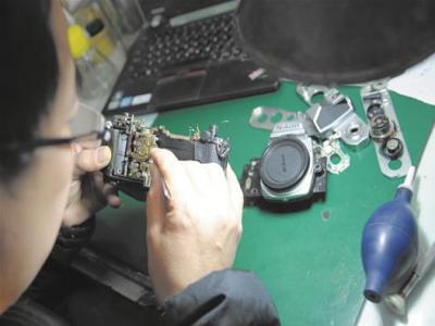 床頭吊燈下面正好是空調怎么辦