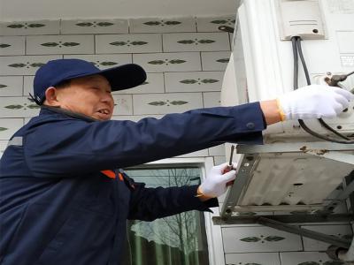 表格中間有一道豎線打印不了右邊怎么回事