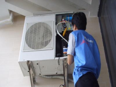 壁掛爐黃燈一直閃是怎么回事 